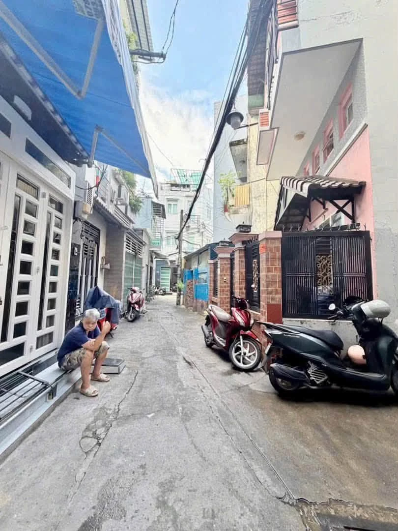 Bán nhà mặt tiền hẻm Tôn Đản Quận 4, 18.3m², 3 tỷ 780 triệu - Ảnh thu nhỏ 2