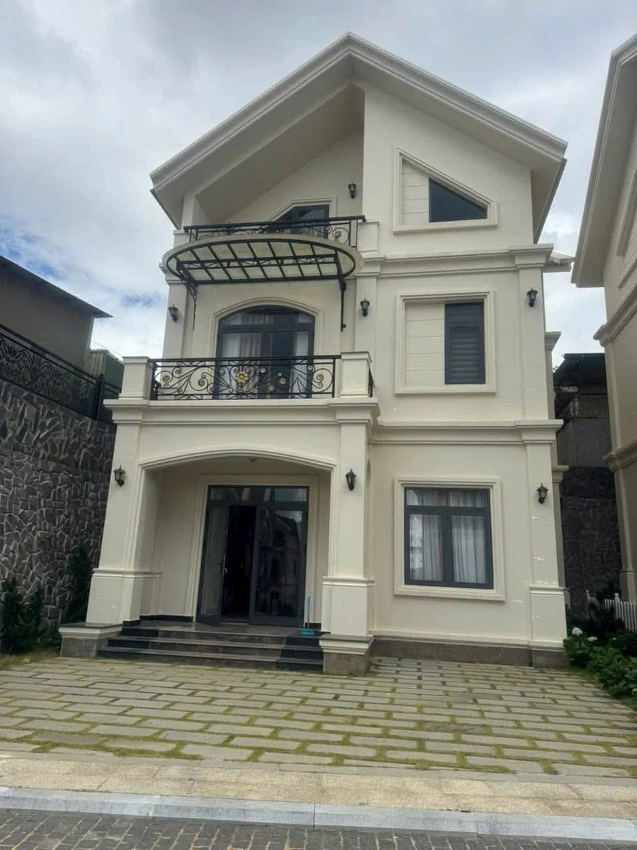Bán biệt thự 5PN 260m² Royal Mănglin Đà Lạt 12.5 tỷ - Ảnh 1