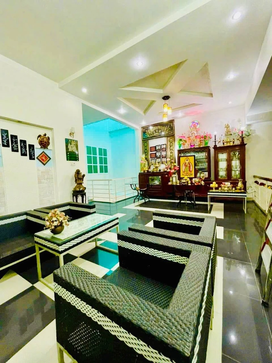 Bán nhà mái Thái 300m2, 4PN, 5WC mặt tiền 12m Phan Rang - Ảnh thu nhỏ 3