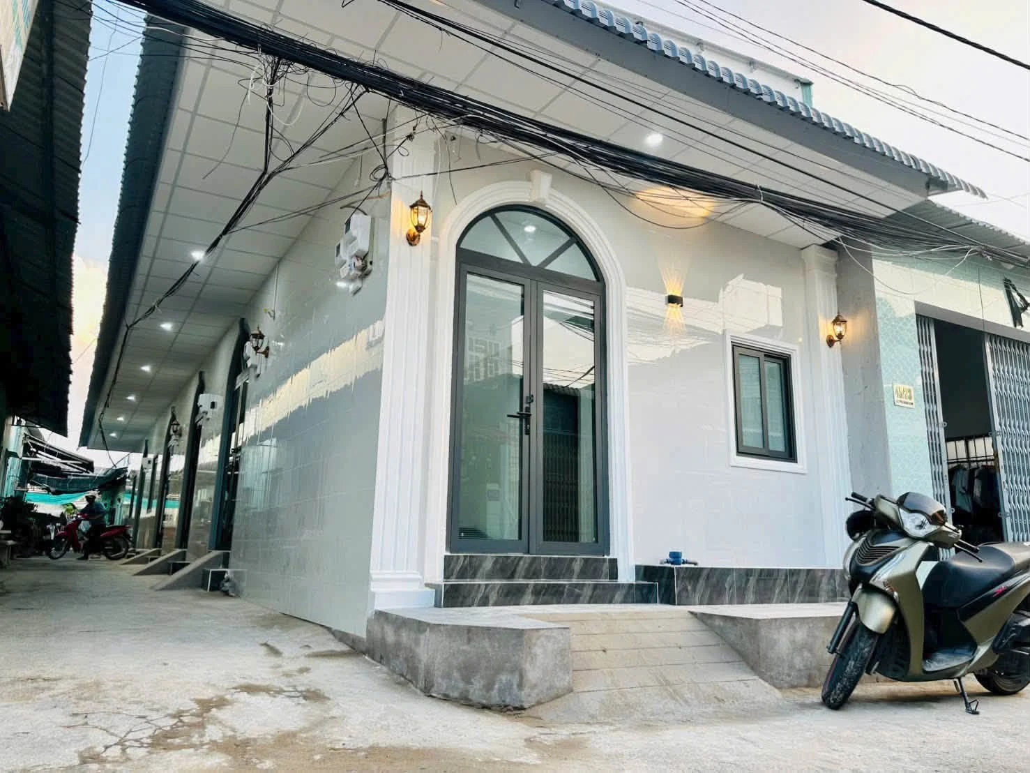Cho thuê phòng trọ 25-30m2 tại 45 Lê Thị Hồng Gấm, Quận 1, 3.5 triệu/tháng - Ảnh 1