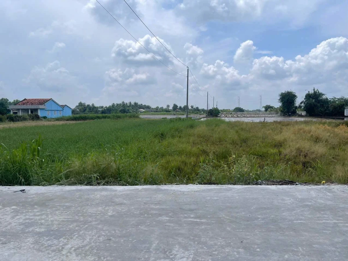 Bán đất thổ cư mặt tiền đường Huỳnh Ngọc Xinh, Tân Trụ, từ 480 triệu - Ảnh 1