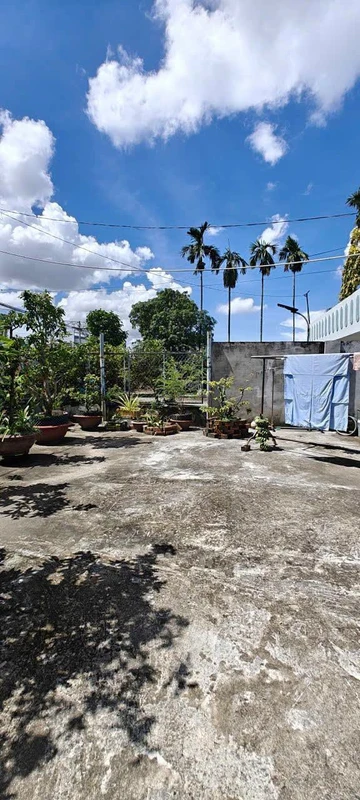 Bán nhà và đất 300m2 tại hẻm 31 Trương Định, Rạch Giá