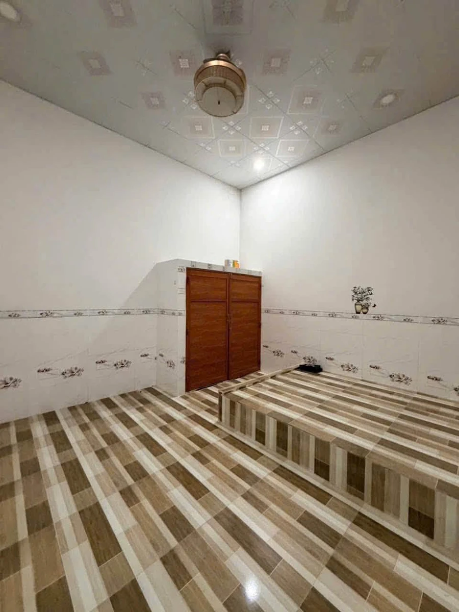 Bán nhà riêng 192m² mặt tiền view kênh 800 triệu Tây Ninh - Ảnh thu nhỏ 3