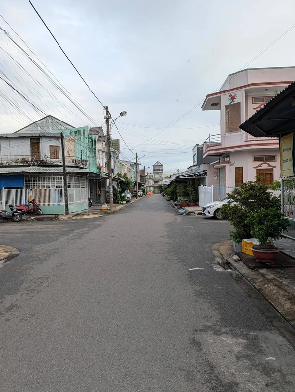 Bán nhà cấp 3 Đặng Dung Rạch Giá 96m2 1 tỷ 680
