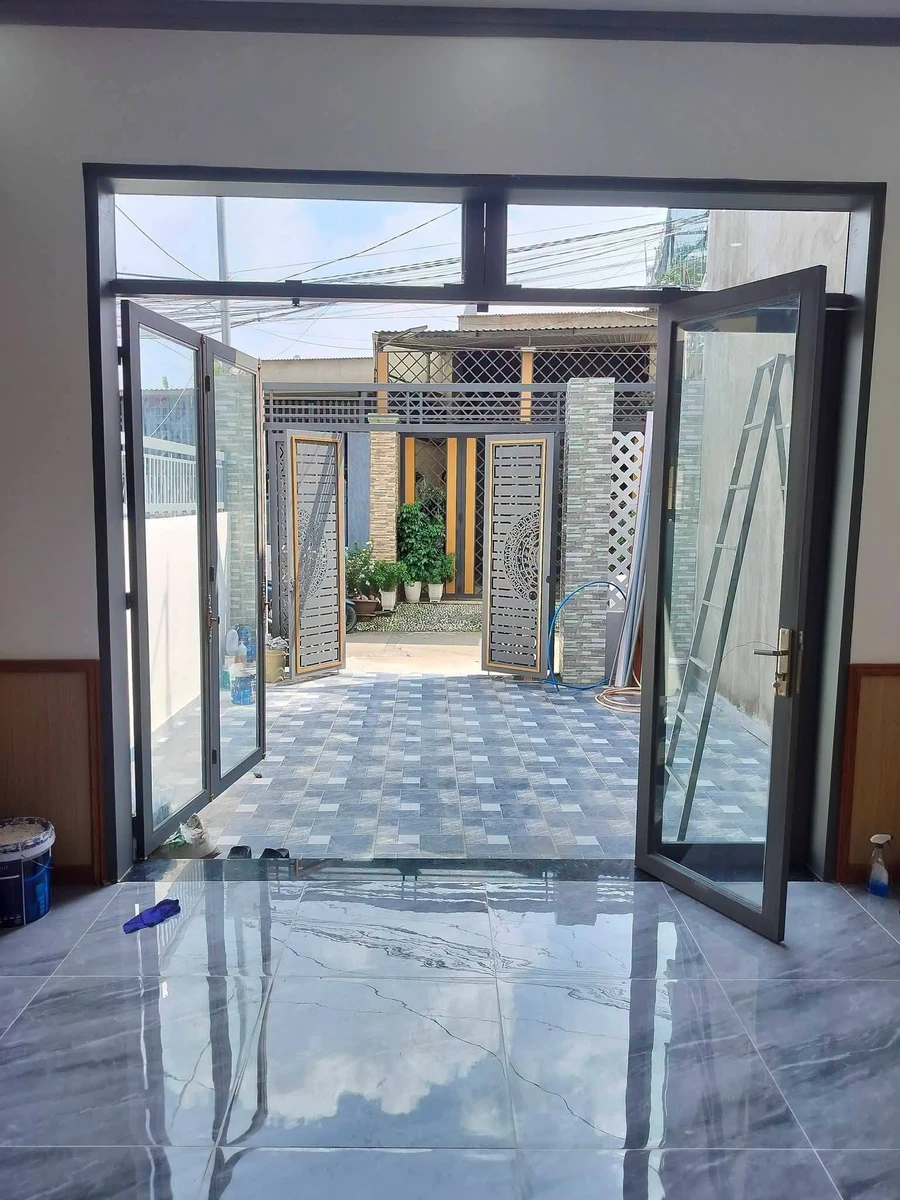 Bán nhà 2 phòng ngủ 105 m² Long Bình, giá 2,879 tỷ - Ảnh 1