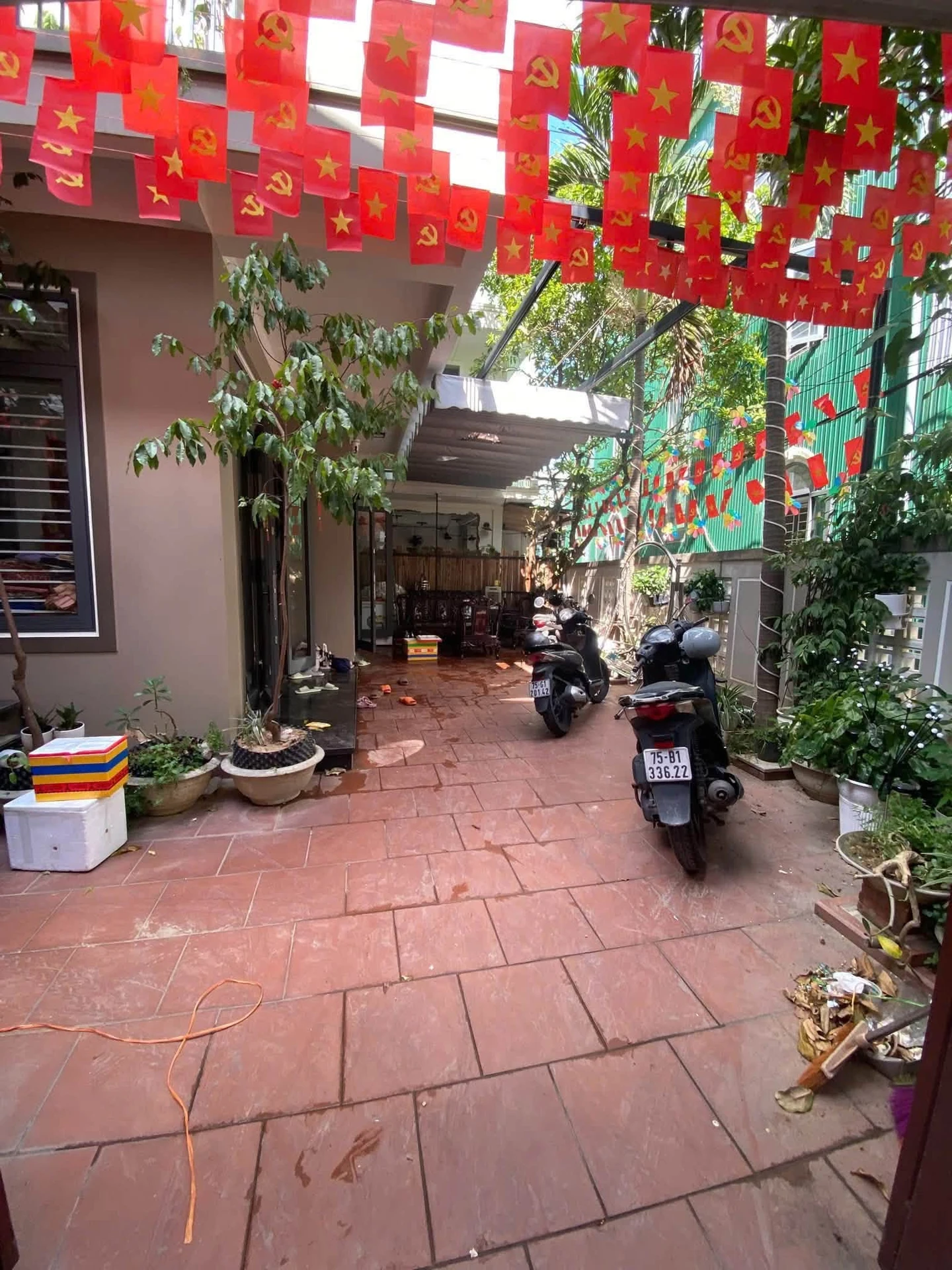 Bán nhà 3 tầng 141m2, 4PN ở Lê Quý Đôn, Quận 1 - Ảnh 1
