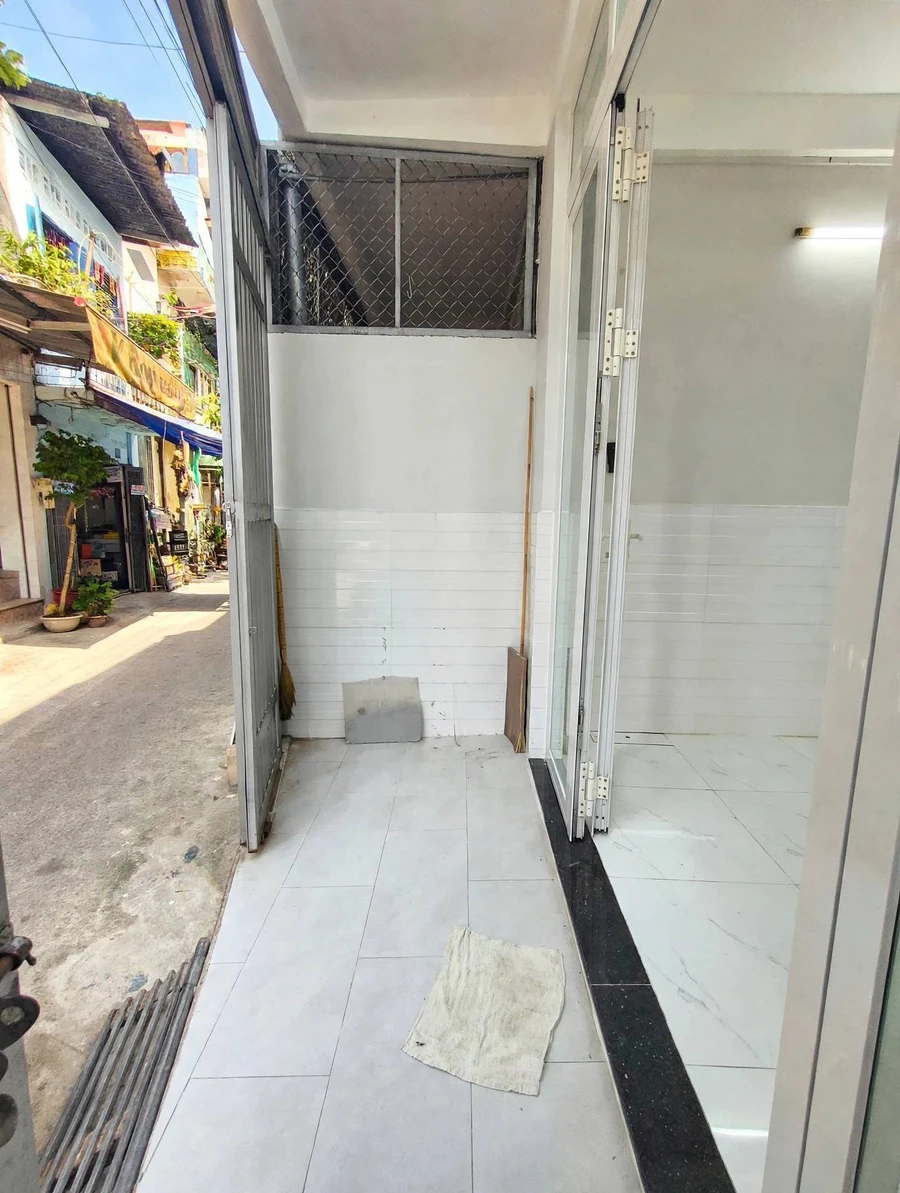 Cho thuê nhà 2PN Nguyễn Tri Phương Q10 31.5m² 13 triệu/tháng - Ảnh thu nhỏ 3