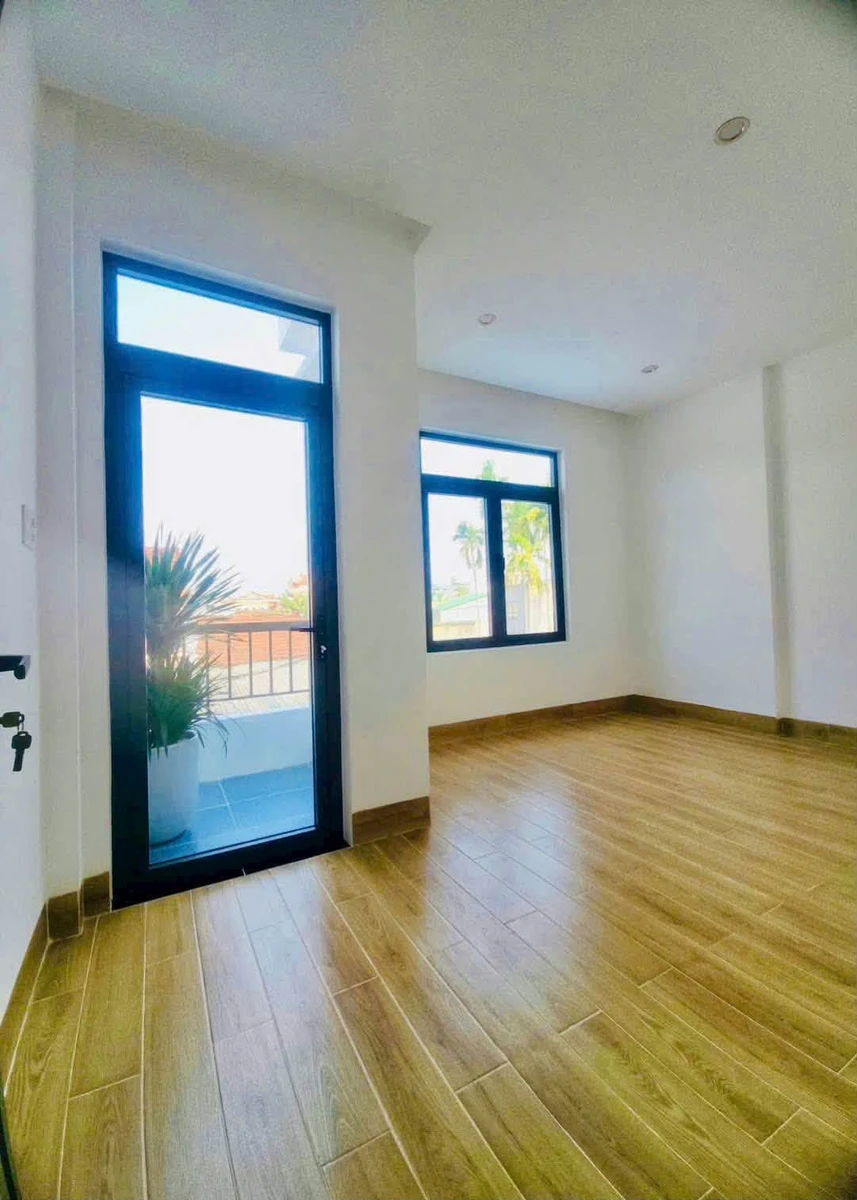 Bán nhà 2 tấm 105m2, 3PN Quận 1 giá 2 tỷ 350 - Ảnh thu nhỏ 2