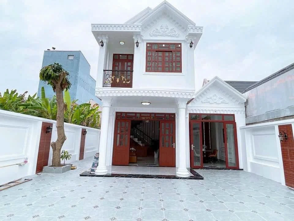 Bán biệt thự phố mini tân cổ điển 195m² Rạch Giá 3,49 tỷ - Ảnh thu nhỏ 2