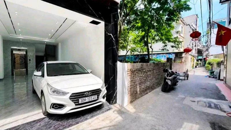 Bán nhà 6 tầng thang máy 48m² 9 tỷ Phúc Lợi