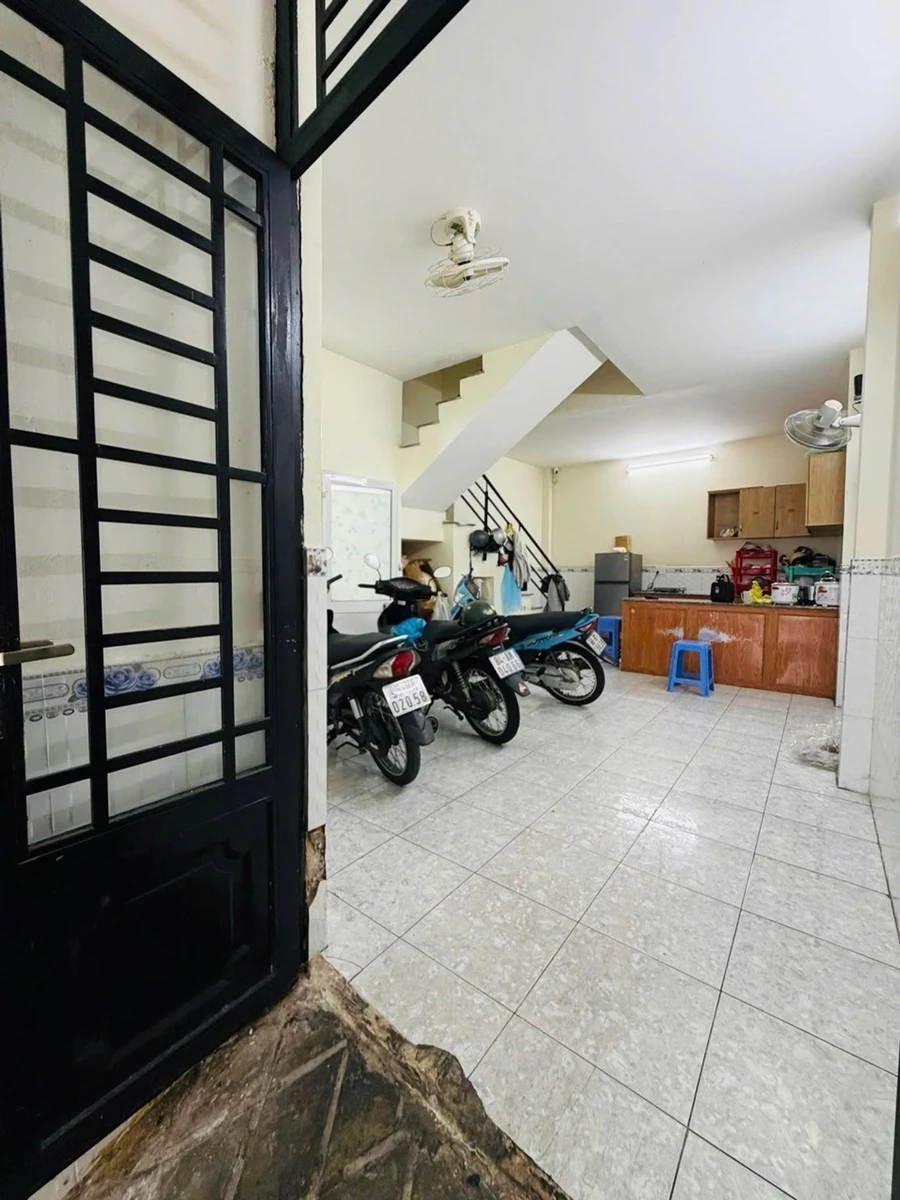 Bán nhà 4 tầng Cách mạng tháng 8 42m² 4.94 tỷ Quận 1 - Ảnh thu nhỏ 5