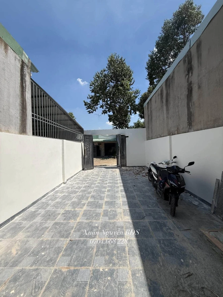 Bán nhà 1 trệt 1 lầu 4PN 150m2 Thới Hoà Bến Cát 2tỷ650tr - Ảnh thu nhỏ 3