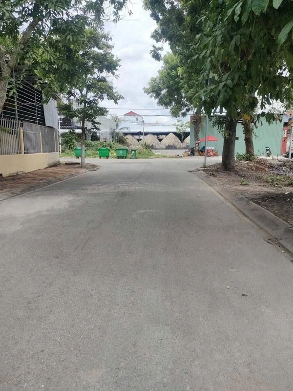 Bán nền đất ở đô thị 88m2 KDC Hoàng Long, Bến Lức, giá 1,75 tỷ