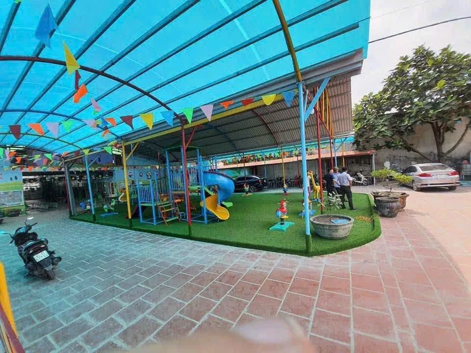 Bán trường mầm non mặt tiền Liên Huyện Dĩ An 1.589m² - Ảnh 1