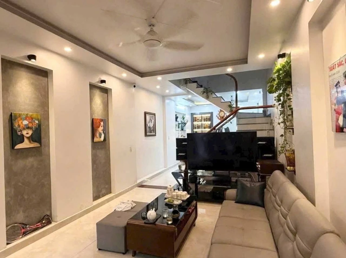Bán nhà phố 60m² 4 tầng sân cổng phố Trung Hành - Ảnh thu nhỏ 4