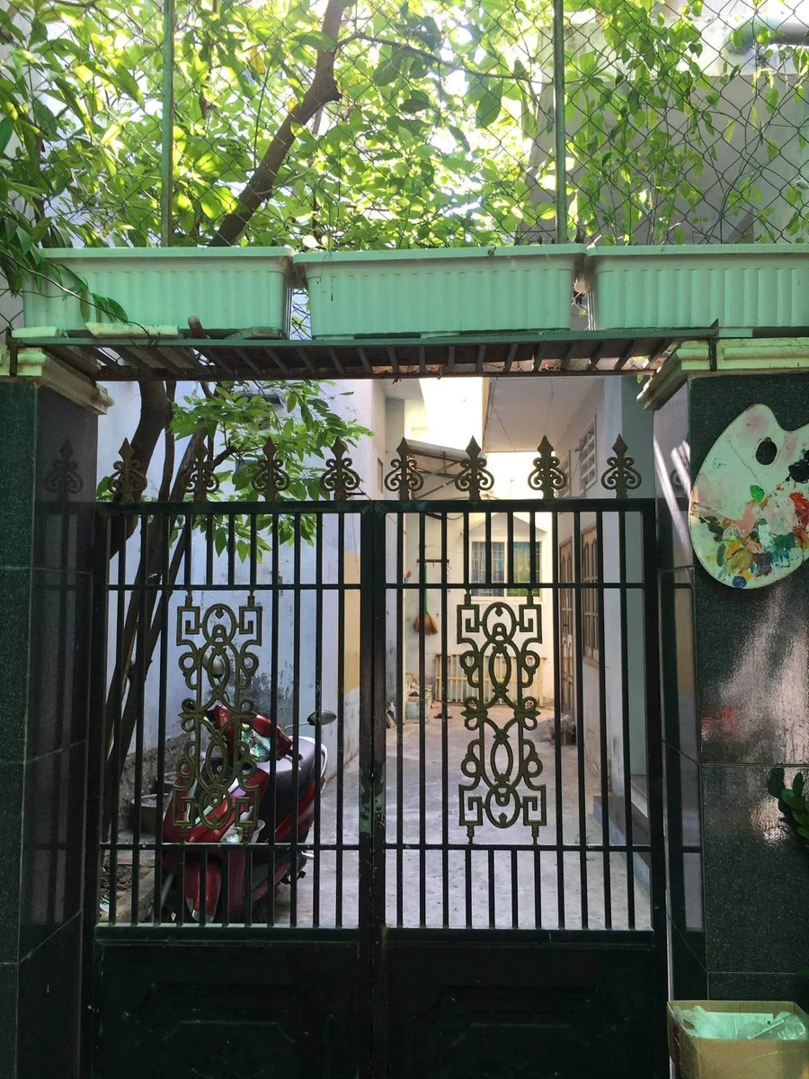 Bán nhà 53m2 hẻm Trần Hưng Đạo gần chợ Đầm, Quy Nhơn, giá 2 tỷ 1xx - Ảnh 1