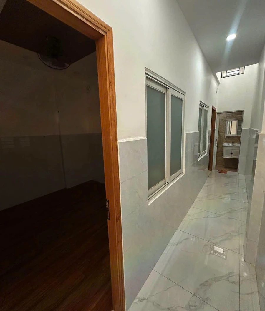 Bán nhà phố 4,5x15,5m gần mặt tiền Lý Thường Kiệt, Tân Bình, giá hơn 8 tỷ - Ảnh thu nhỏ 4
