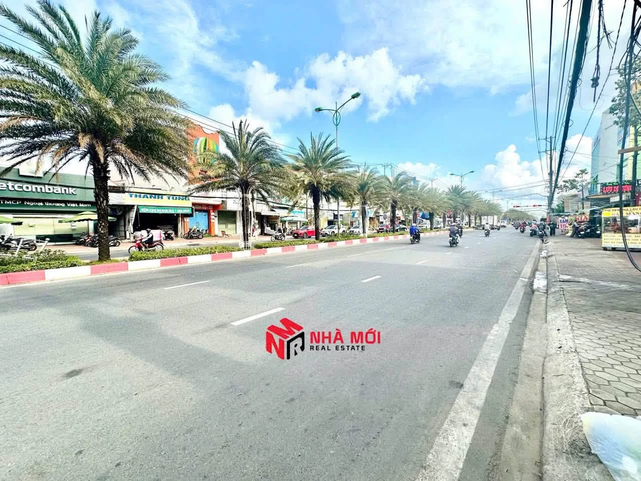 Bán nhà mặt tiền Nguyễn Tất Thành Cà Mau 4PN 100m2 - Ảnh 1