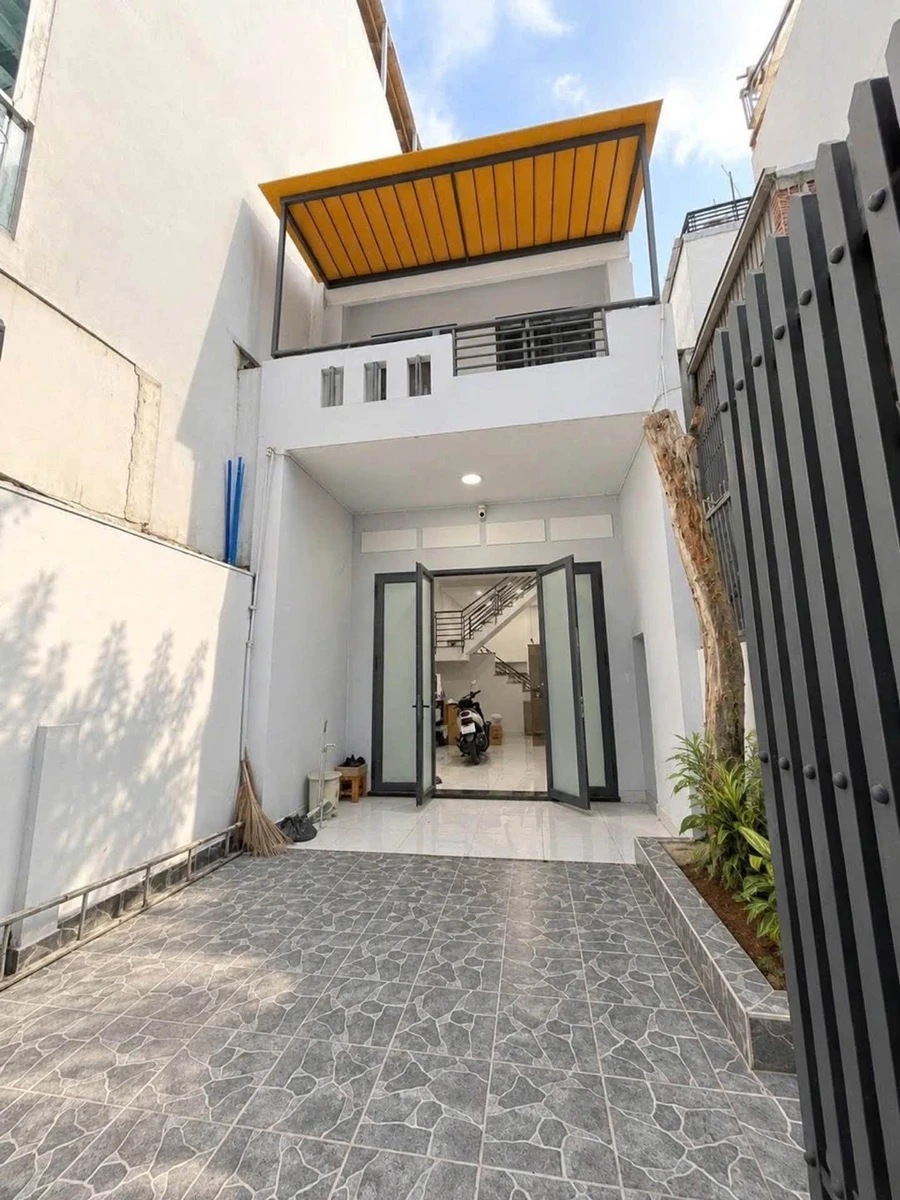 Bán nhà đường Quang Trung 68m2 (4x17m) có sân đỗ xe ô tô, giá nhỉnh 5 tỷ - Ảnh 1