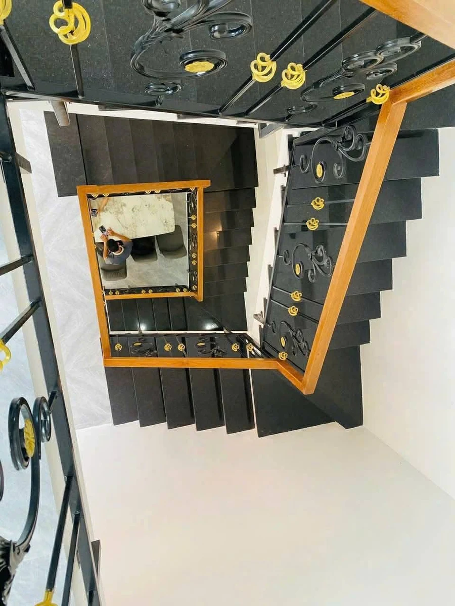 Bán nhà 2,5 tầng mặt tiền 80m² Hồng Khẳng, Huế - Ảnh thu nhỏ 3