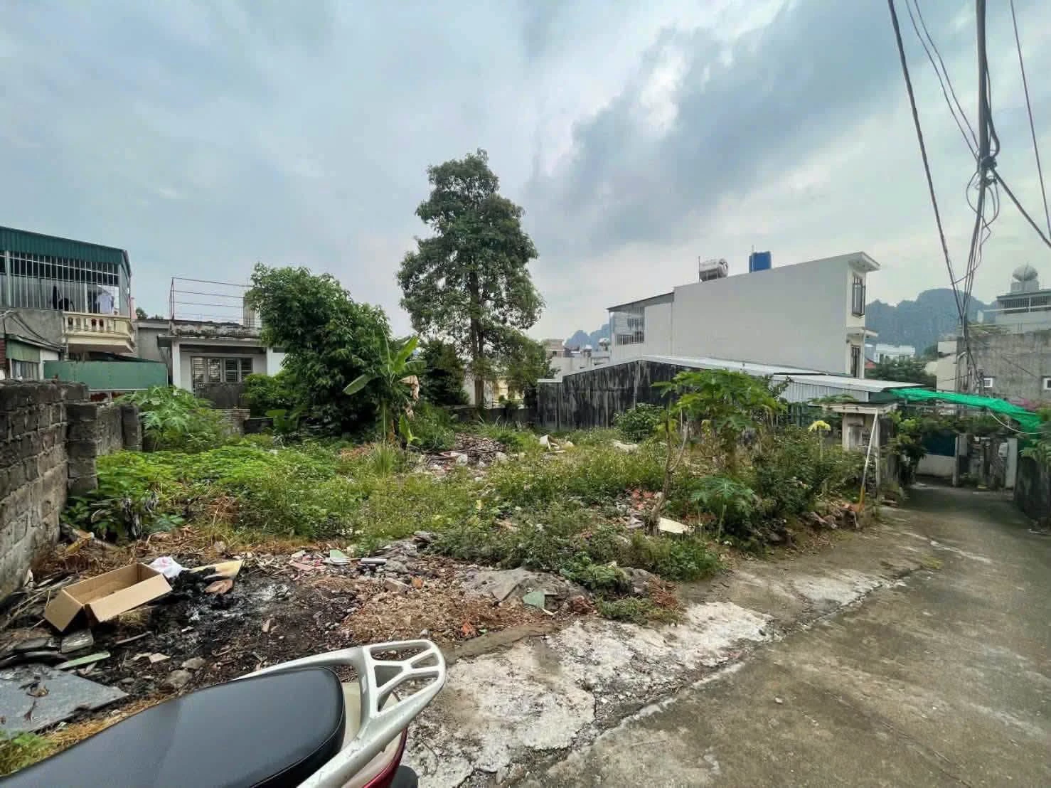 Bán gấp đất 100m2 ngang 5m tại Hồng Hà, Cột 8, sau Công an tỉnh, giá 1,35 tỷ - Ảnh 1