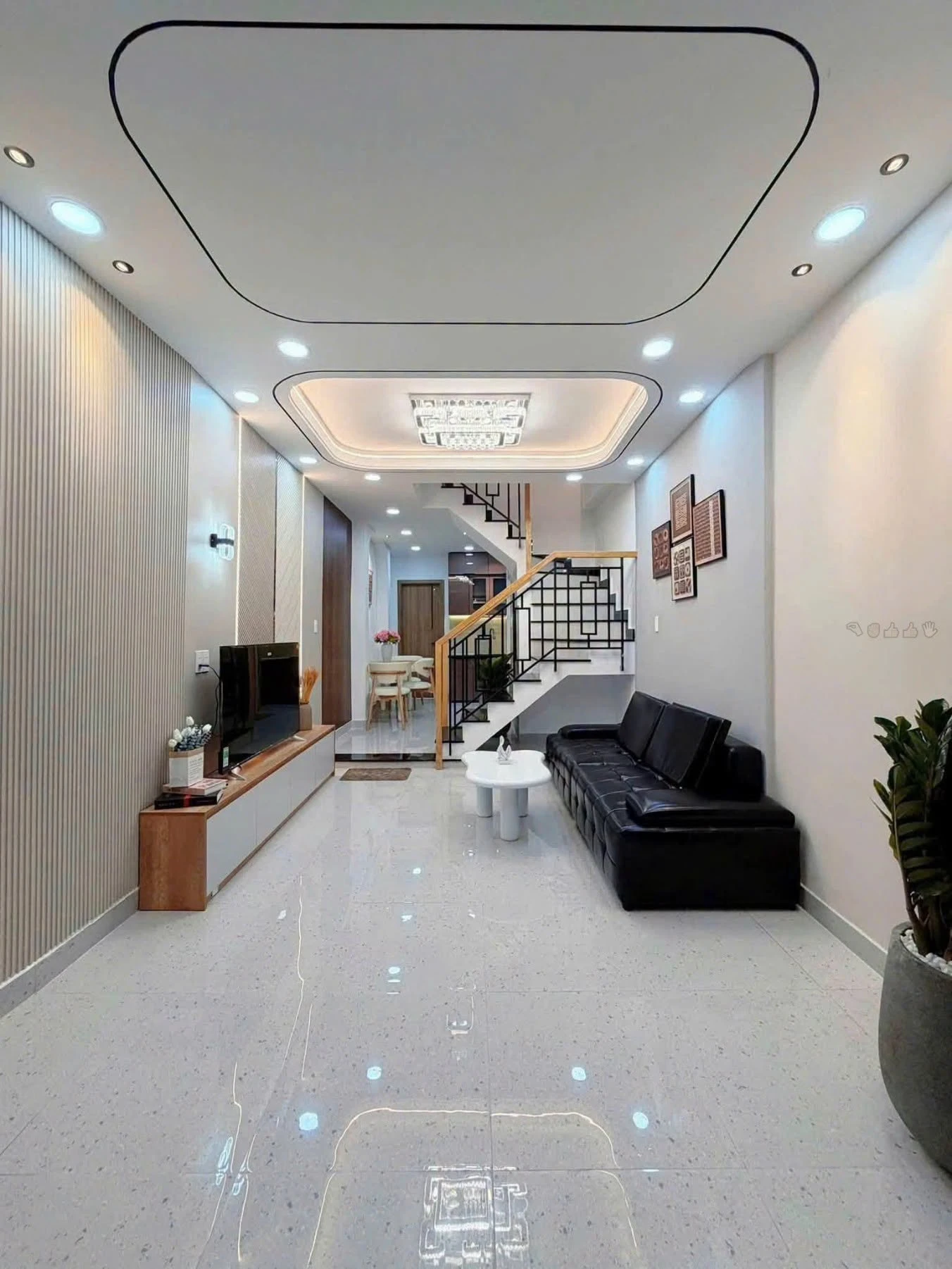 Bán nhà hẻm xe hơi 6m 4 tầng 60m2 trung tâm Tân Bình, giá nhỉnh 6 tỷ - Ảnh 1