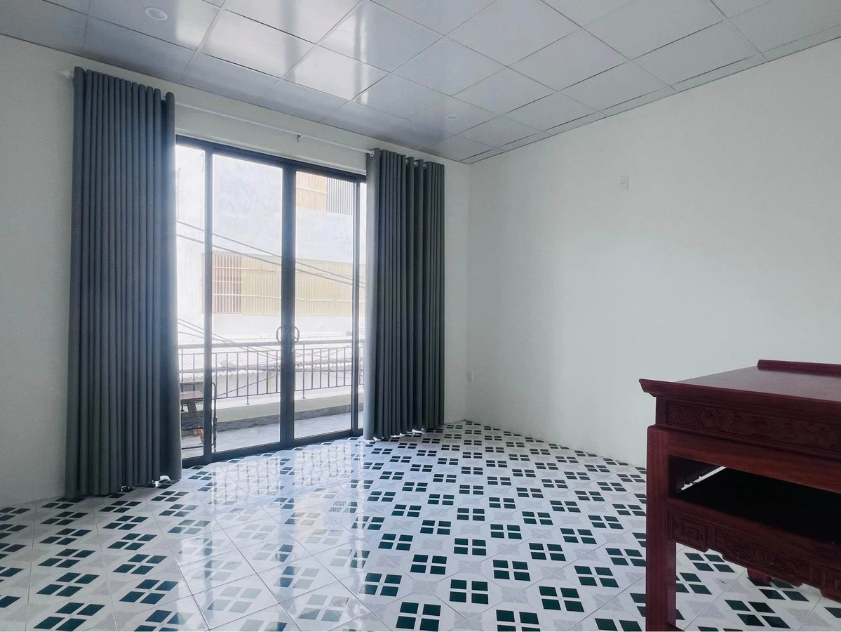 Bán nhà mặt tiền 93m² 3PN gần biển Mỹ Khê, Đà Nẵng - Ảnh thu nhỏ 4