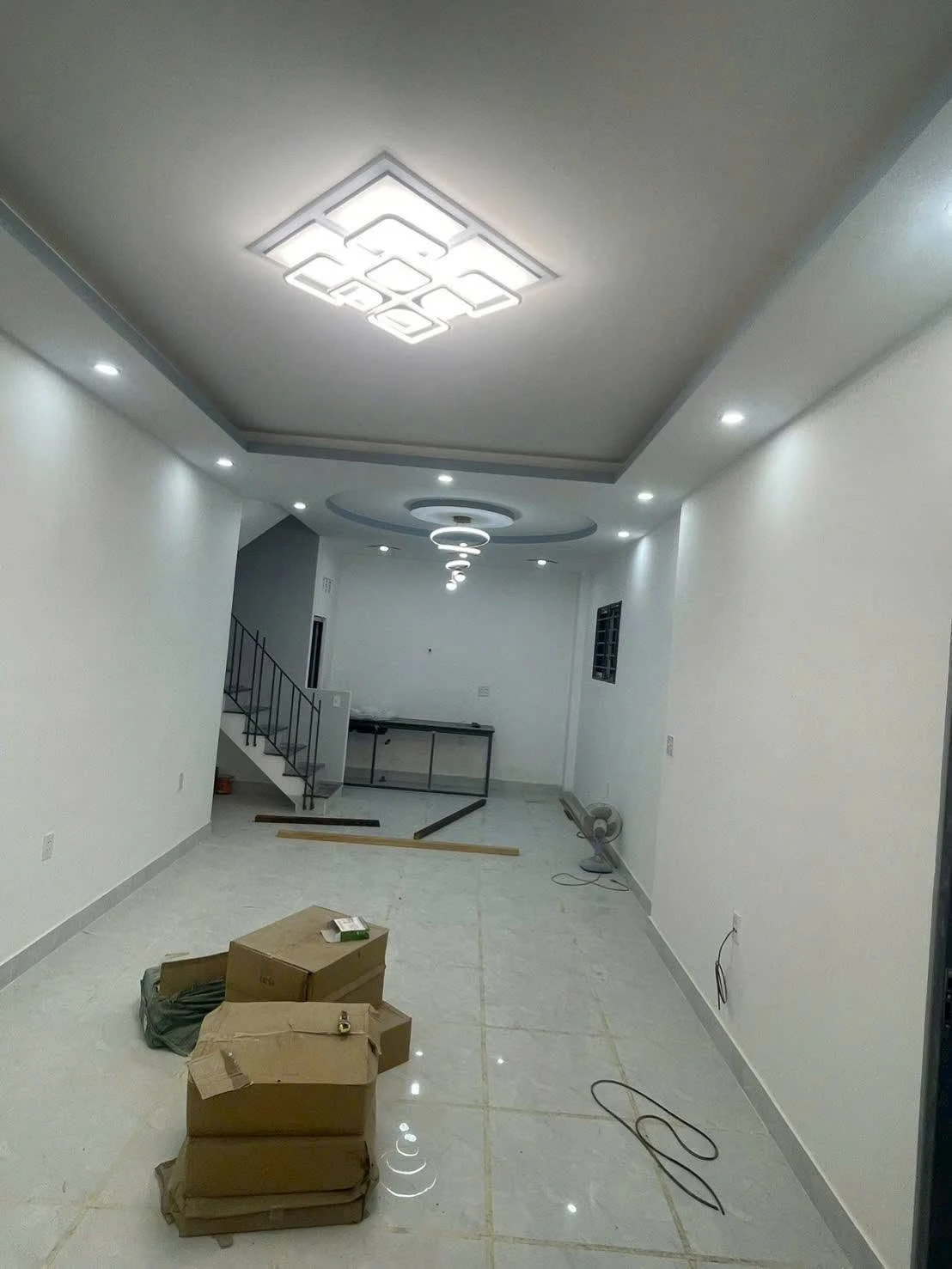Bán nhà phố 3PN đường Trương Công Định 2,05-2,3 tỷ - Ảnh 1