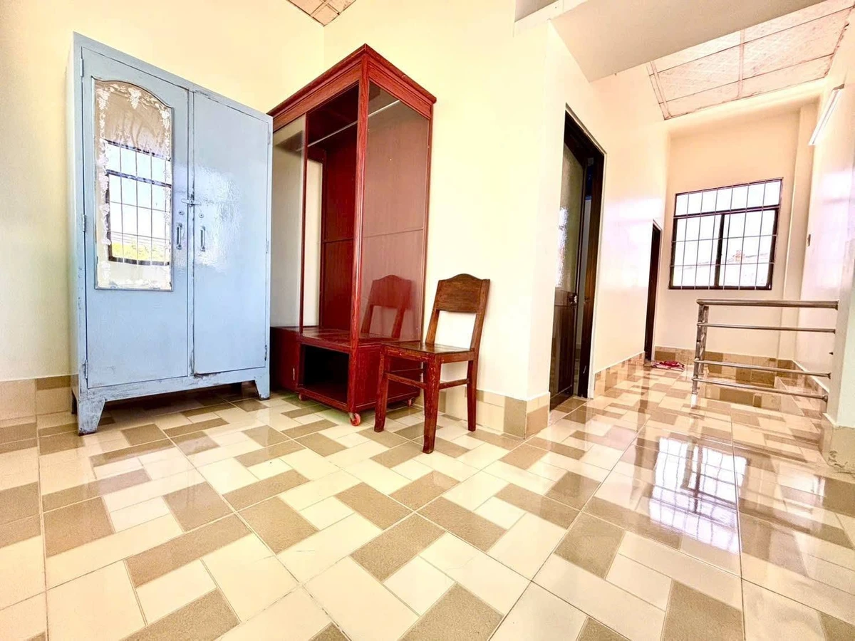 Bán nhà 2 tầng 2PN Rạch Giá 800 triệu - Ảnh thu nhỏ 3