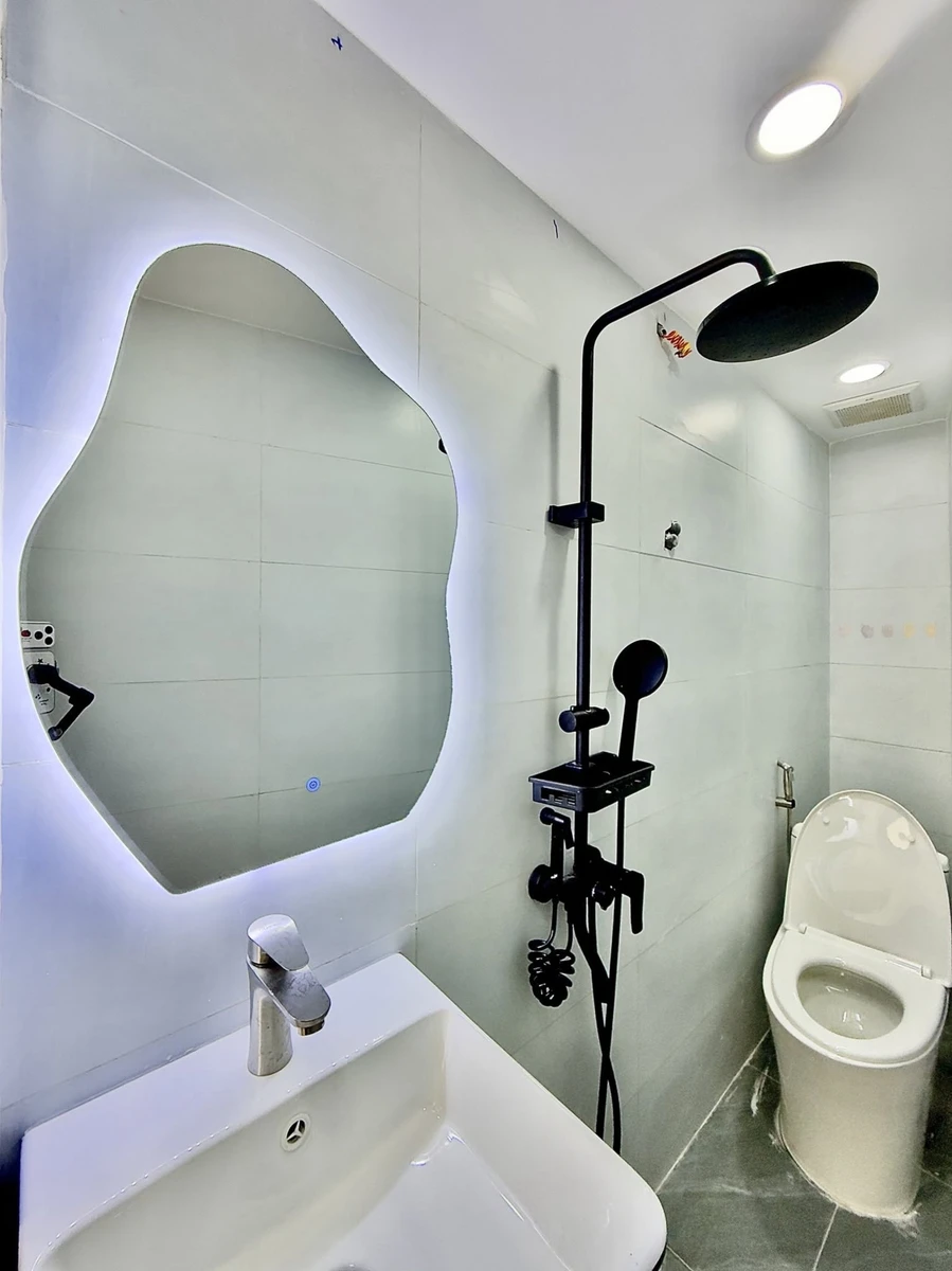 Bán nhà 2 tầng 75m² sát Cầu Nguyễn Tri Phương Quận 8 - Ảnh 1