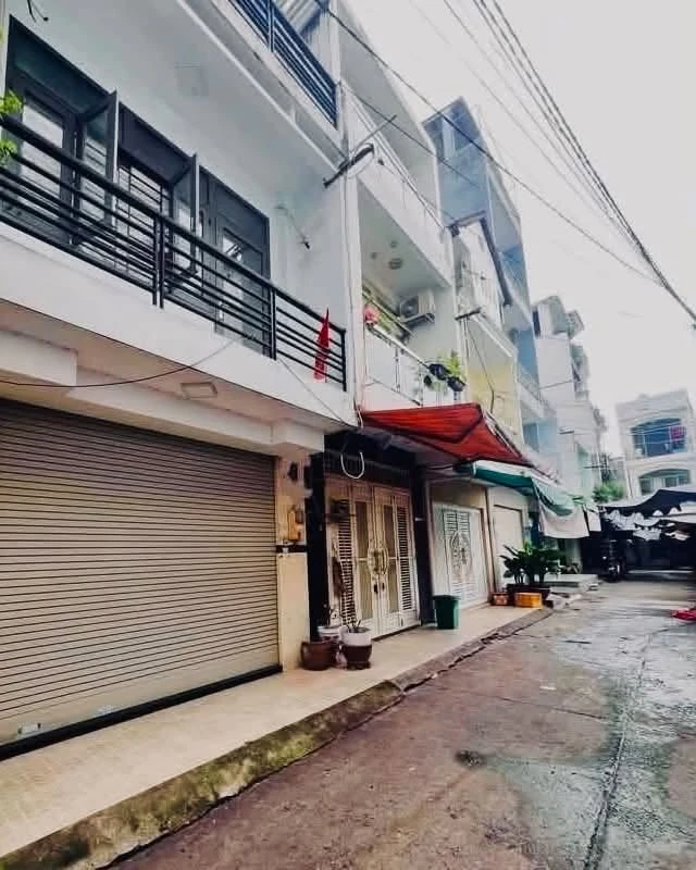 Nhà bán 4PN, 60m2 Lạc Long Quân, Tân Bình ~ 7 tỷ - Ảnh 1