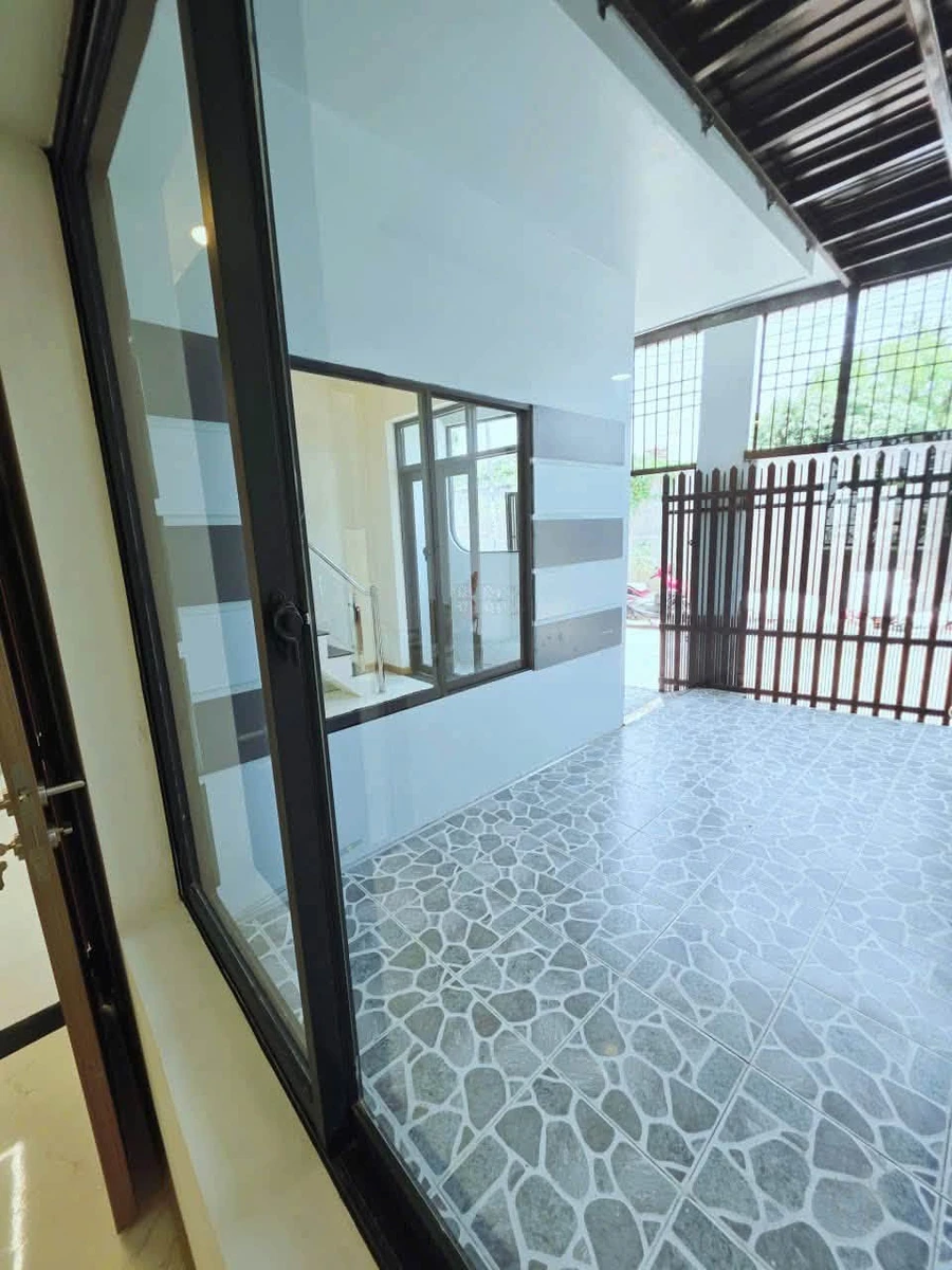 Bán nhà 2 tầng 65.8m² Xóm Chiếu Bình Tân, 3PN, giá 3.85 tỷ - Ảnh thu nhỏ 3