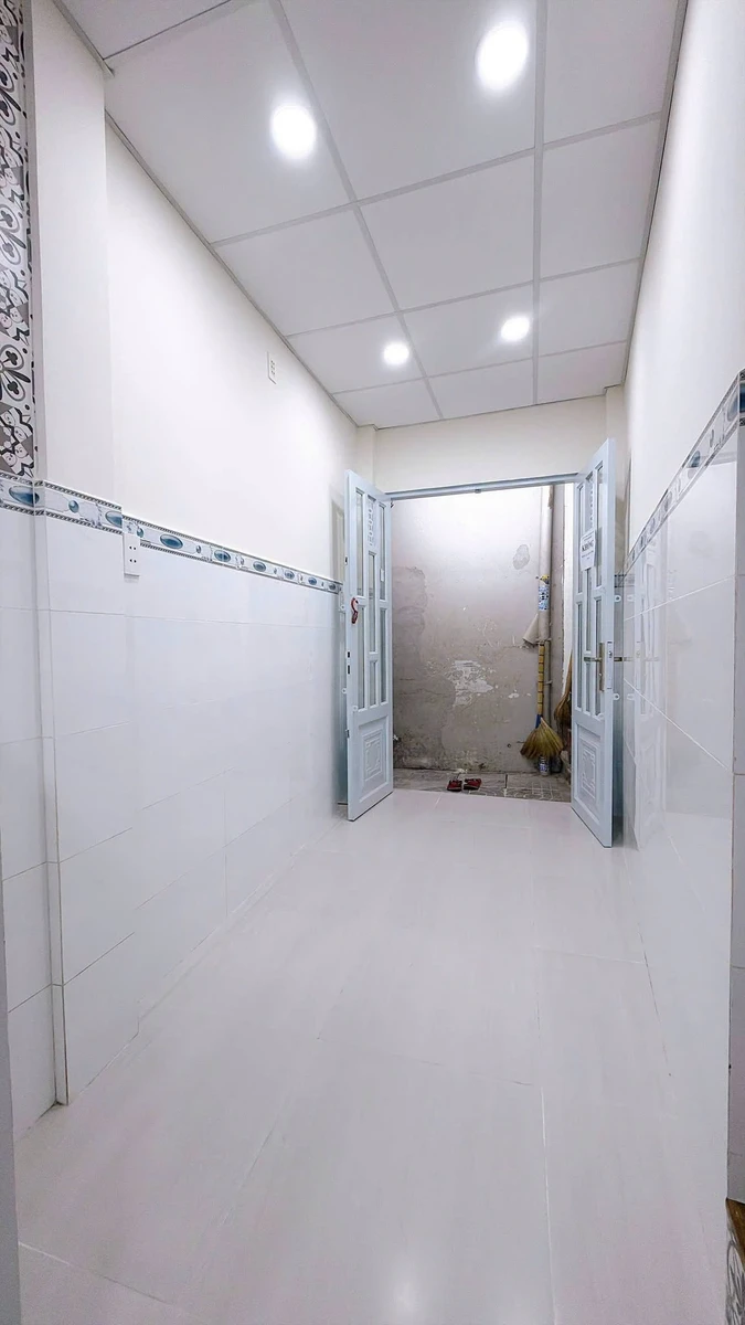 Bán nhà 2PN 11,4m² Quận 4 - 1,85 tỷ - Ảnh thu nhỏ 4