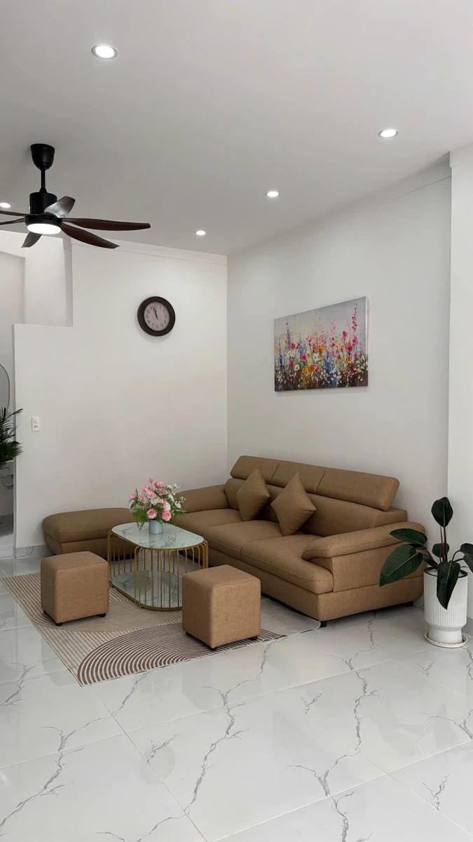 Nhà 3 tầng mặt tiền Lương Thế Vinh, 180m², 4.68 tỷ - Ảnh thu nhỏ 3