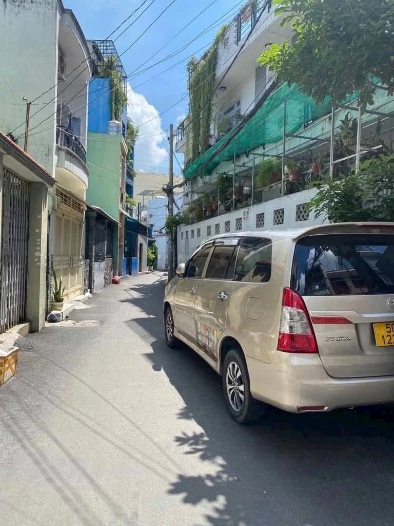 Bán nhà mặt tiền 6m, 84m² đường Nguyễn Sơn, Tân Phú, 4 tỷ - Ảnh thu nhỏ 4