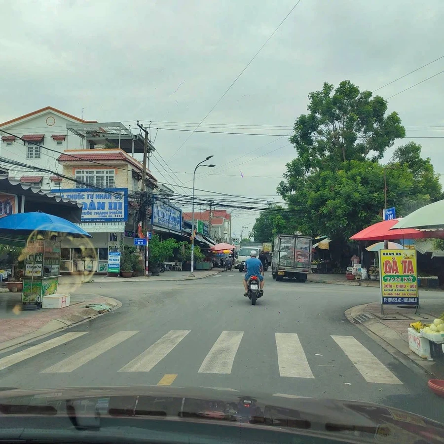 Bán đất mặt tiền chợ 300m² Thuận An, Bình Dương - Ảnh thu nhỏ 4