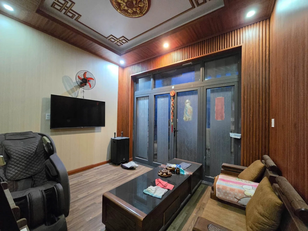 Bán nhà 3 tầng 1 tum 60m2, 4PN 4WC, kiệt ô tô 428 Tôn Đản, Đà Nẵng - Ảnh thu nhỏ 4