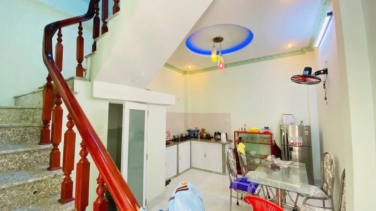 Bán nhà 2 tầng 40m2 Lý Thái Tổ Nha Trang 3.7 tỷ - Ảnh thu nhỏ 3