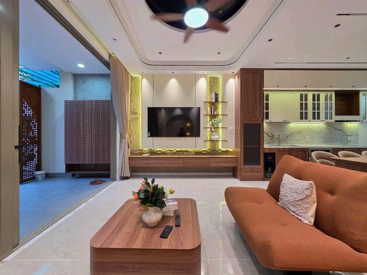Bán nhà 3 tầng 70m² mặt tiền Lê Văn Sĩ gần biển, Đà Nẵng - Ảnh thu nhỏ 4