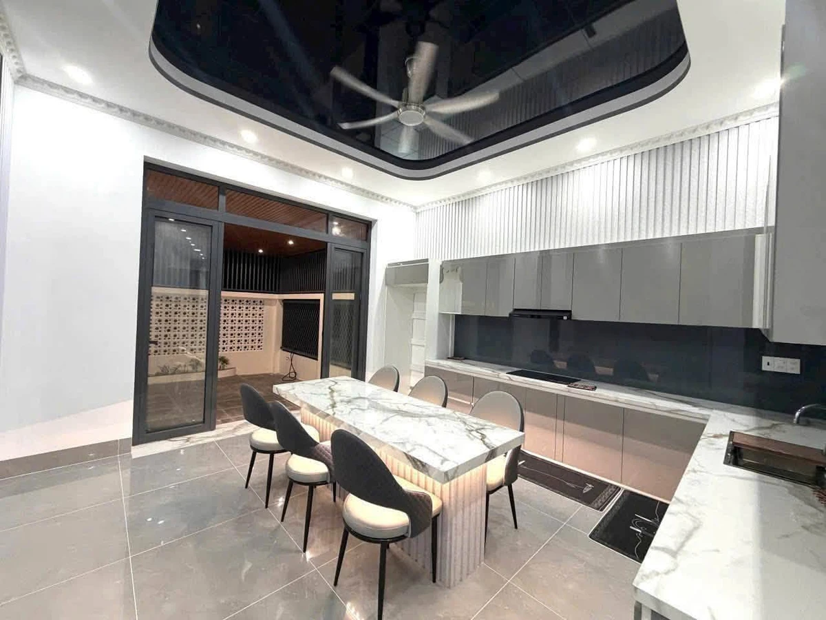 Bán nhà mặt tiền sân vườn 150m2, 3PN Rạch Giá - Ảnh thu nhỏ 4