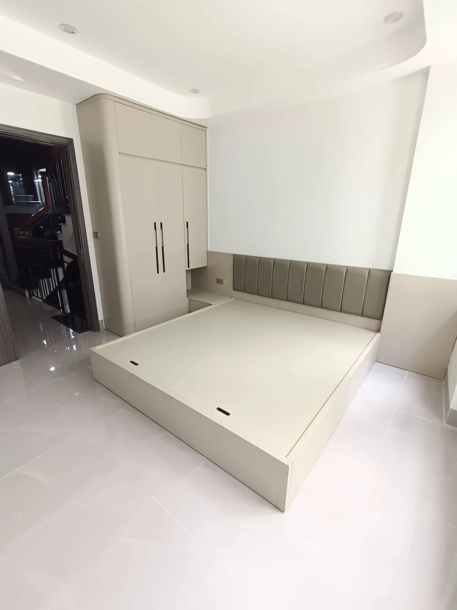 Bán nhà 5 tầng thang máy Thạch Bàn 50m2 4 phòng ngủ giá 8 tỷ - Ảnh thu nhỏ 5
