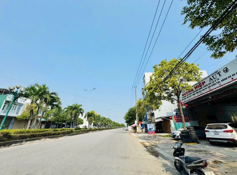 Bán đất mặt tiền Trường Chinh 100m² giá 3 tỷ - Ảnh 1