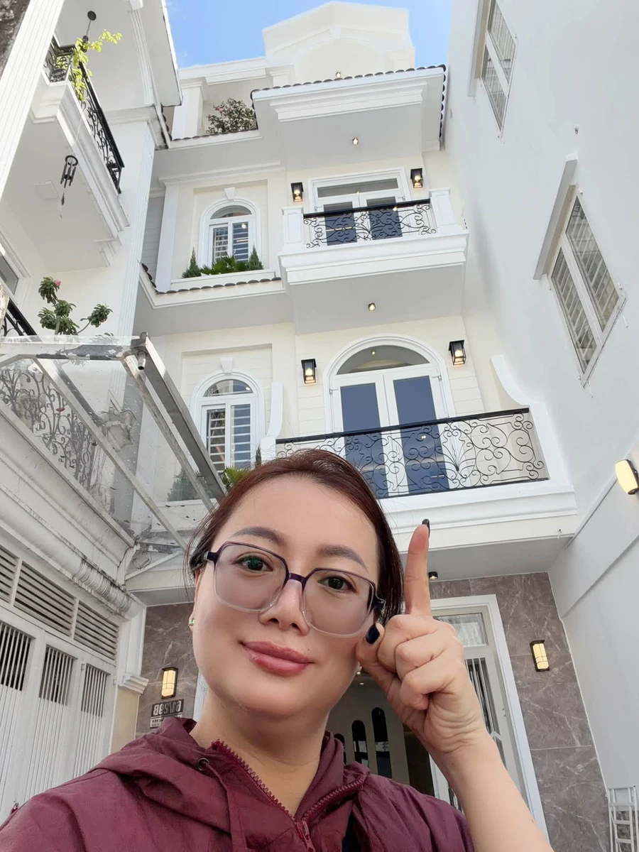 Bán nhà 4 tầng kiểu Pháp 62m², 5PN, full nội thất, Nguyễn Thượng Hiền, Bình Thạnh - Ảnh 1