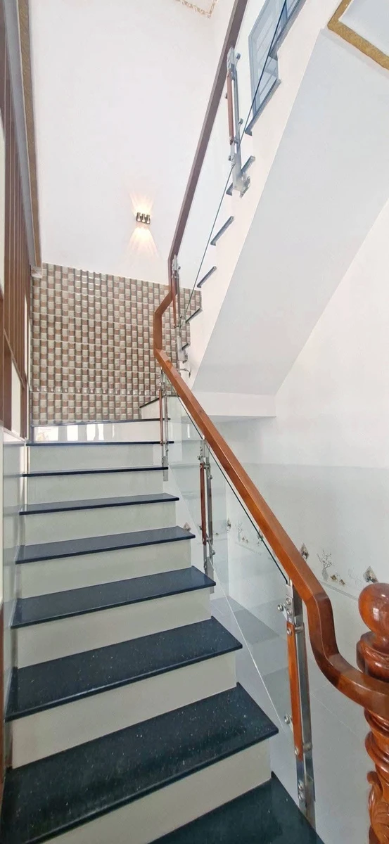 Bán nhà mặt tiền 111m2 Mỹ Lộc Cần Giuộc 3,1 tỷ - Ảnh thu nhỏ 5