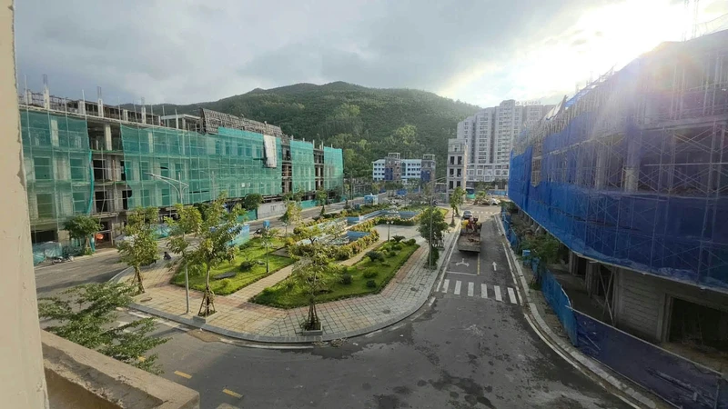 Bán nhà mặt tiền 4 tầng 72m² Quy Nhơn 6.1 tỷ