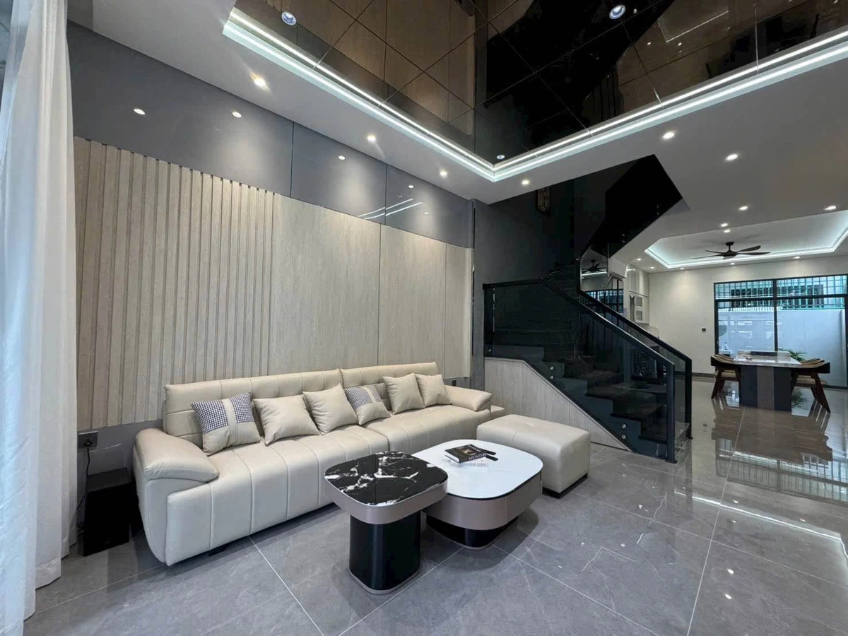 Bán nhà 3 tầng 230m² Nha Trang, giá 8,5 tỷ - Ảnh thu nhỏ 3