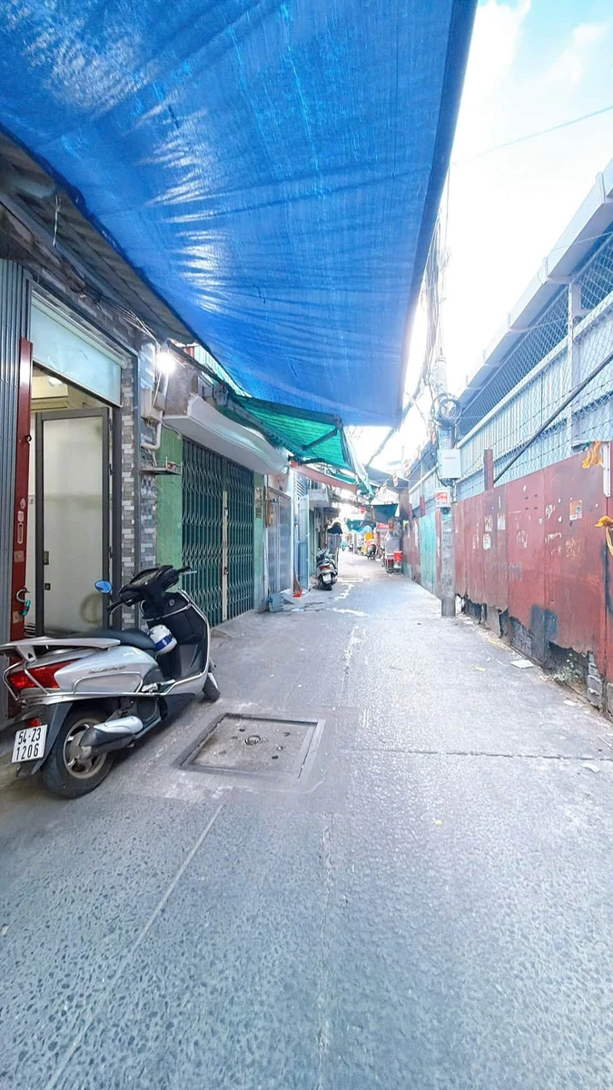 Bán nhà hẻm Quận 4, trệt lầu, 10,3m2, giá 1,73 tỷ - Ảnh thu nhỏ 2