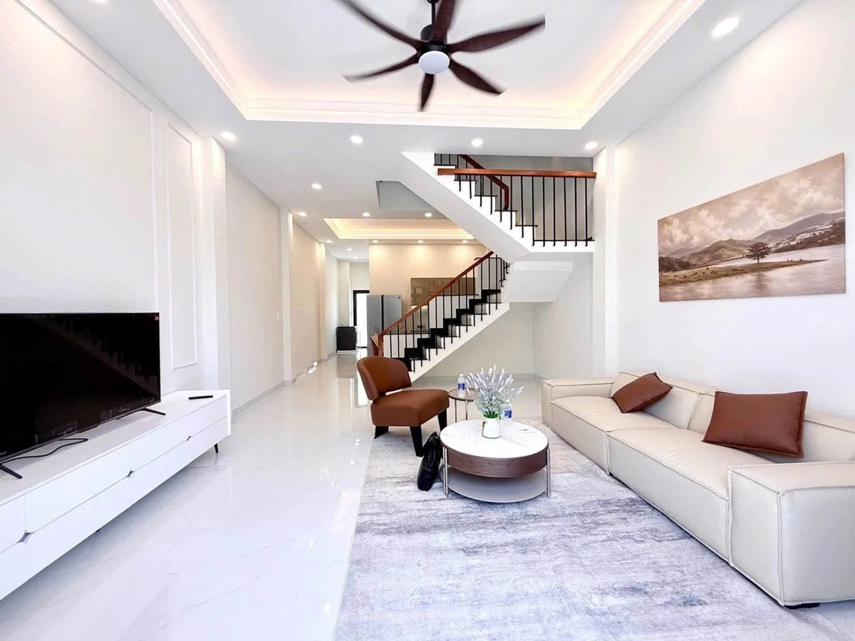 Bán nhà hẻm xe hơi 4 tầng 65m2, 4PN 5WC, Hoàng Hoa Thám - Ảnh thu nhỏ 2