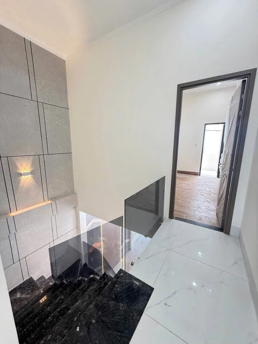 Bán nhà 1 trệt 1 lầu 81m² Biên Hòa giá 3 tỷ 390 triệu - Ảnh thu nhỏ 3