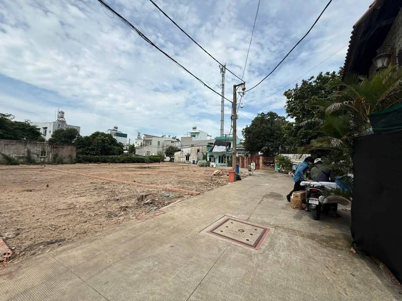Bán đất 7 lô đường Lê Thị Kim, Xuân Thới Sơn, Hóc Môn giá 3,3 tỷ